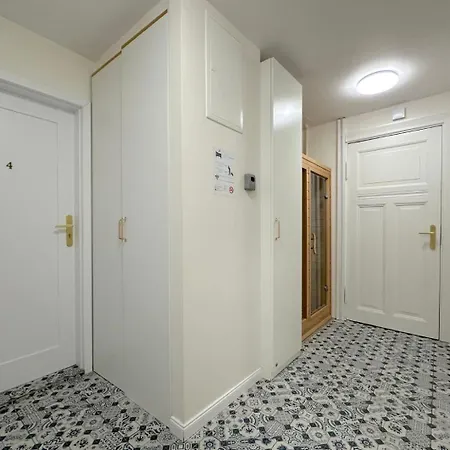 Apartment Seredino Apartment- Modern Comfort In A Quiet Location, 5 Minutes To Old Town & Seaside